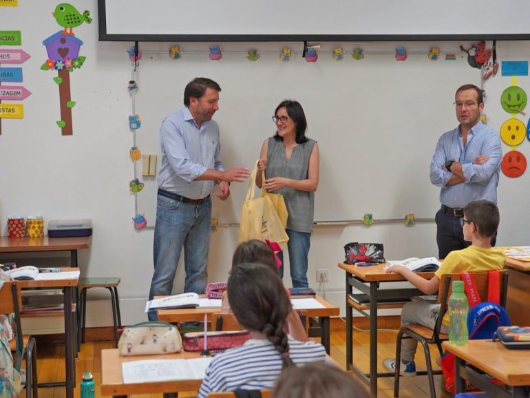 Município de Oleiros cadernos escolares 2025