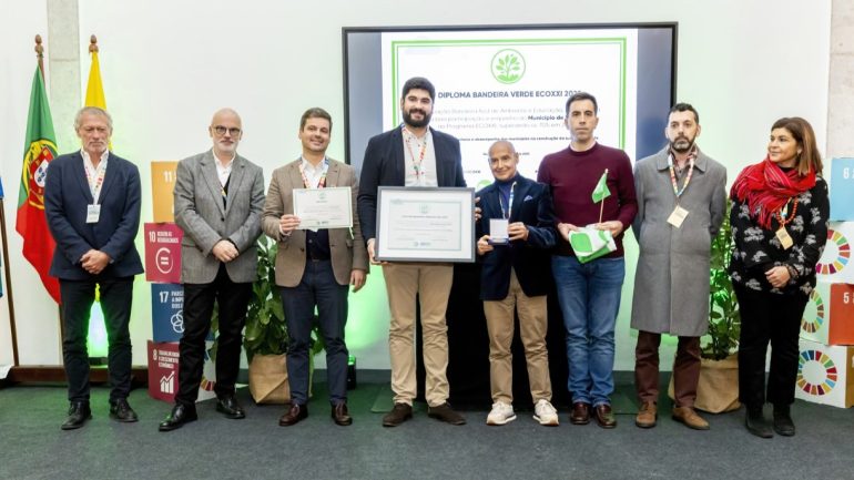 Vila de Rei Bandeira Verde ECOXXI