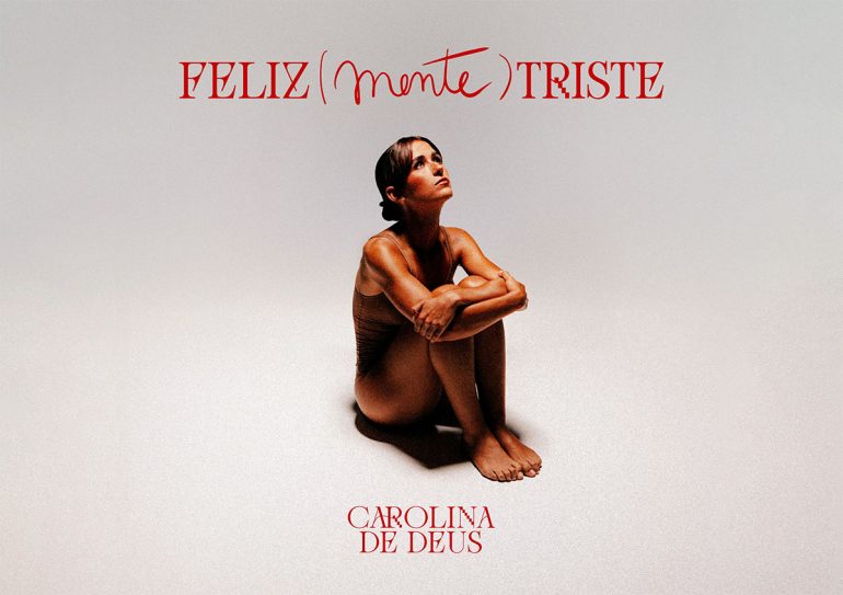 Carolina de Deus Feliz(Mente) Triste