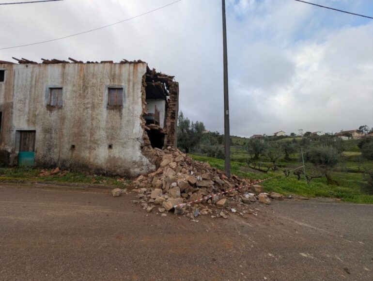 Tempestade Kristin Vila de Rei