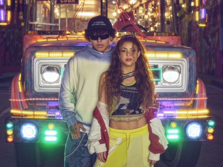 Shakira Algo Tú Beéle