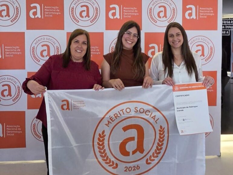 Pedrógão Grande Bandeira Mérito Social 2026