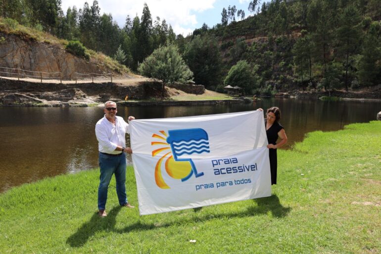 Praia Fluvial do Troviscal