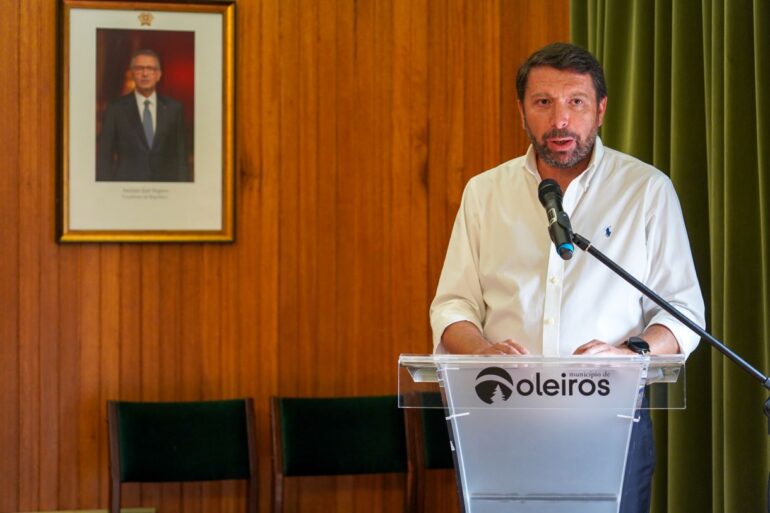 Oleiros Rede de Cidades e Vilas que Caminham